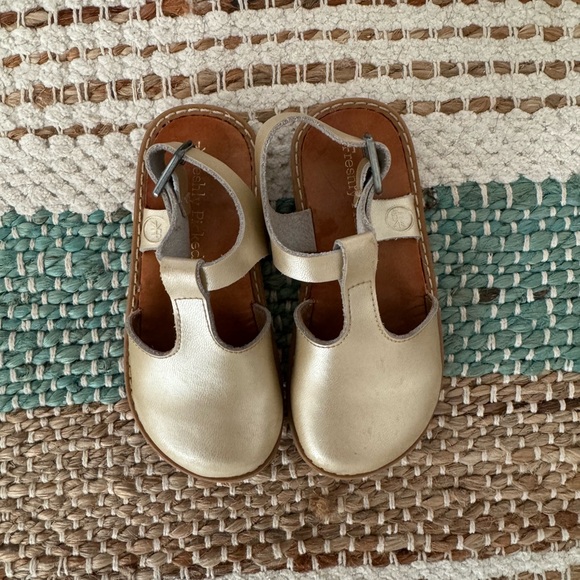 Freshly Picked Platinum Newport clog - Picture 3 of 3